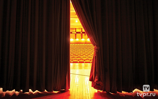 Маяковский идет за сахаром