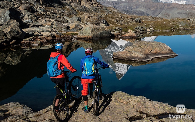 Велолыжники в Альпах