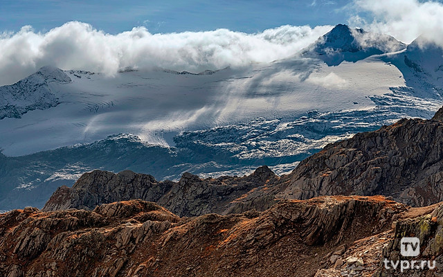 Мы прыгаем со скал
