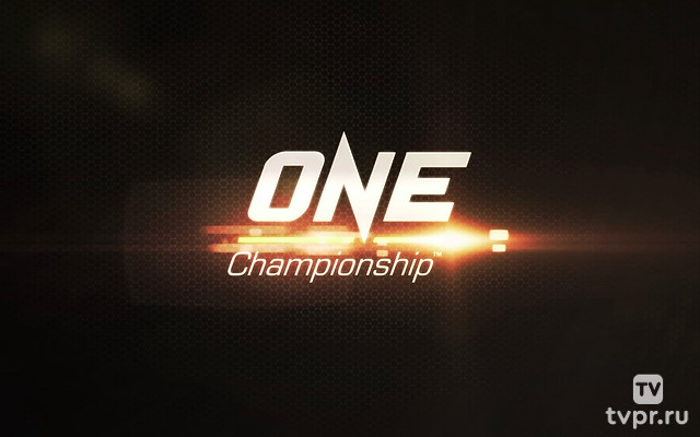 Смешанные единоборства. One FC. Деметриус Джонсон против Родтанга Джитмуангнона. Анджела Ли против Стэмп Фэйртекс