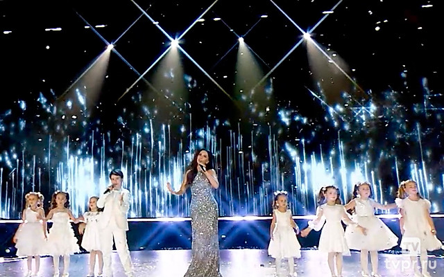 Рождественская песенка года