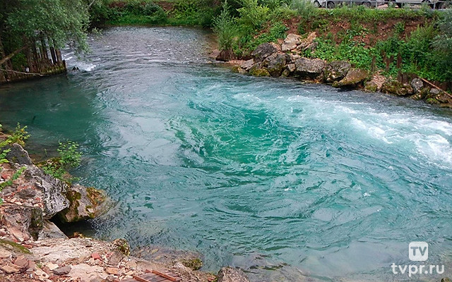 Красный ключ