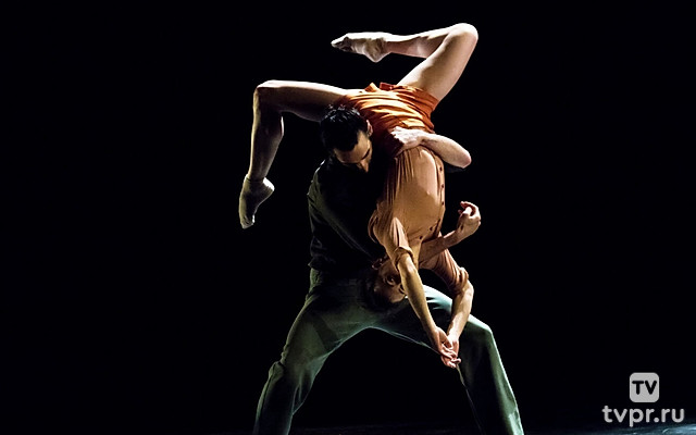 La grande danza — танцевальная группа Aterballetto в Милане