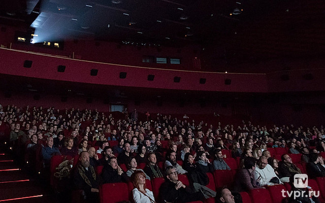 Документальное кино