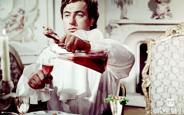 За мной, канальи!