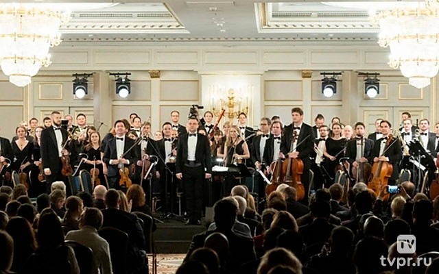 Концерт Международного симфонического оркестра TV BRICS