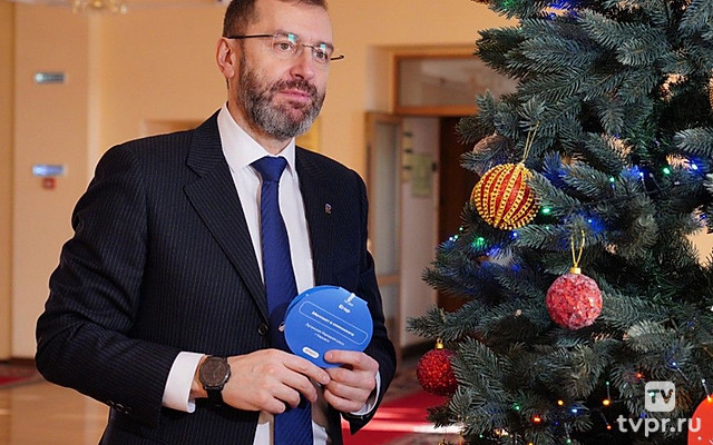 Новогоднее обращение Председателя Законодательного Собрания Иркутской области А. В. Ведерникова