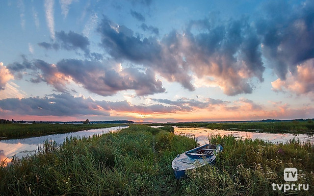 Рассвет на Волге