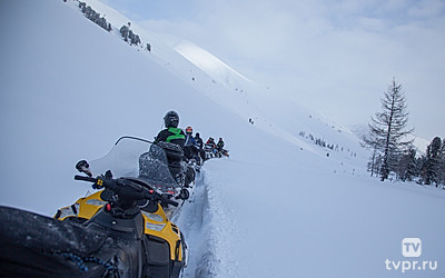 На снегоходах к Белухе