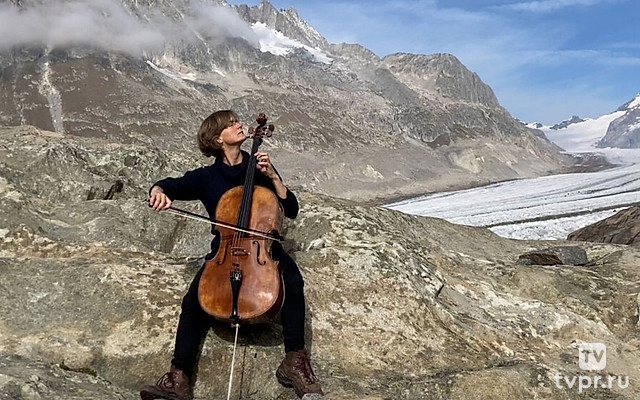 «Сюиты для страдающего мира» — Таня Тецлафф