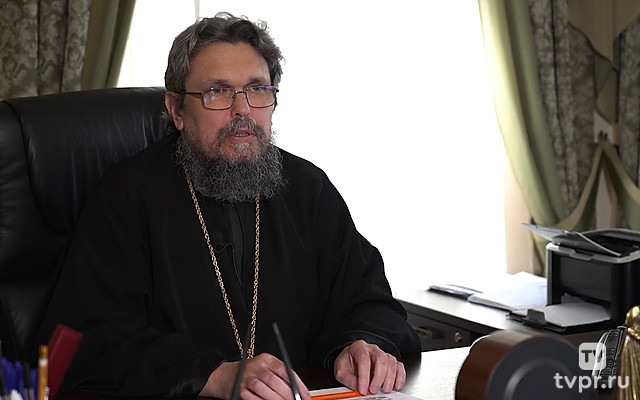 От подъёма до отбоя