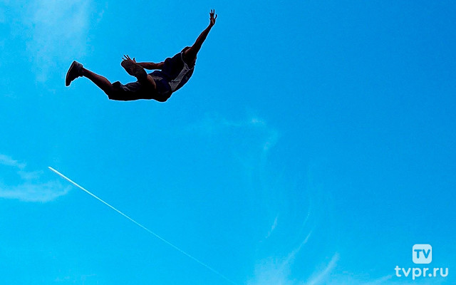 В свободном падении