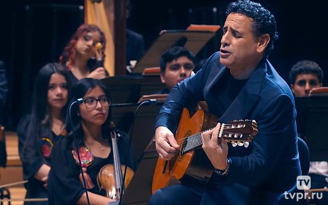 Хуан Диего Флорес, «Симфония для Перу»: арии из оперы и сарсуэлы