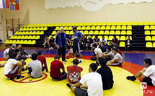 Академия вольной борьбы Дмитрия Миндиашвили