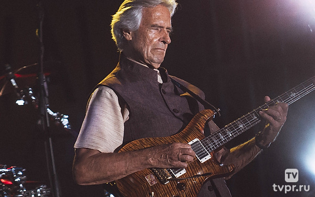 Джон Маклафлин и группа «The 4th Dimension» — Джазовый фестиваль «A to Jazz»