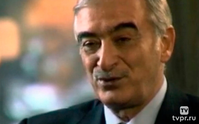 Полад Бюль-Бюль оглы. Сын соловья