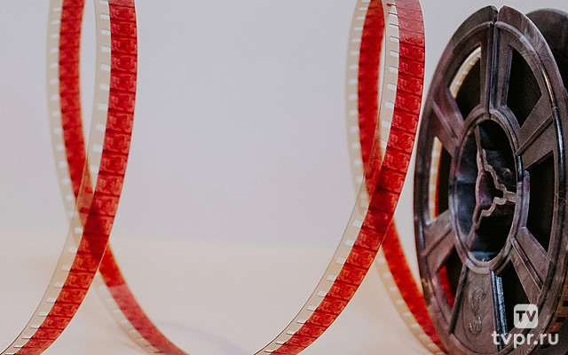 Алла Ларионова. Алла на шее