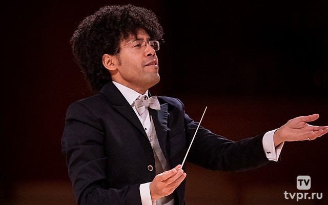 Сергей Хачатрян, Монреальский симфонический оркестр, Рафаэль Пайяре: Чайковский, Шостакович