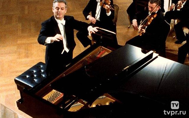 Даниэль Баренбойм, Берлинский филармонический оркестр: Концерт для фортепиано с оркестром № 26 Моцарта