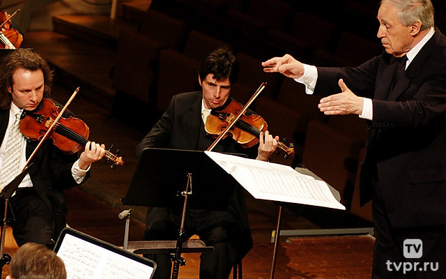 Пьер Булез, Берлинская государственная капелла Малер, Симфония № 2