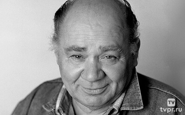 Соло для слона с оркестром