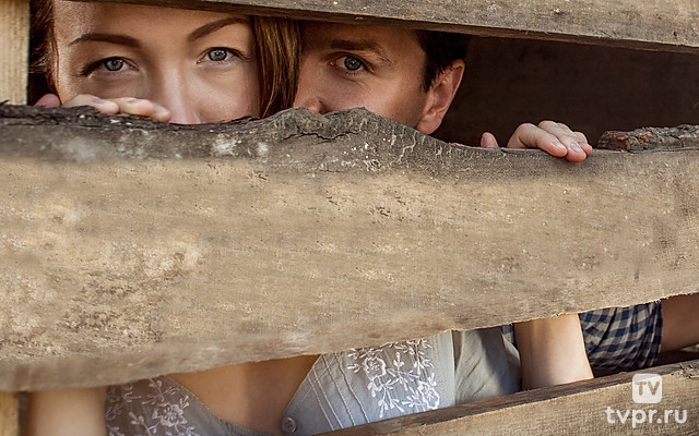 Обними меня