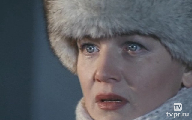 За кем замужем певица?