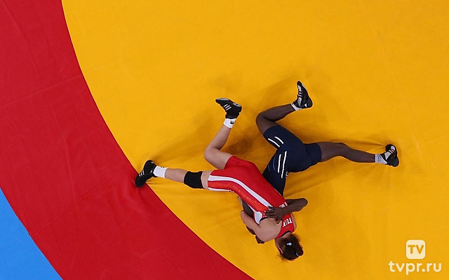 Борьба. Лига борьбы WOLNIK. Денис Тюлюлин против Омари Ахмедова. Юсуф Шуаев против Хасана Юсефи. Трансляция из Москвы