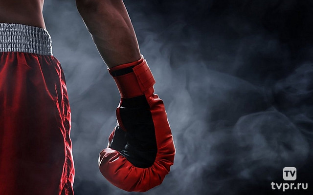 Профессиональный бокс. IBA Bare Knuckle 2. Мухамед Калмыков против Хамзата Куриева. Трансляция из Москвы