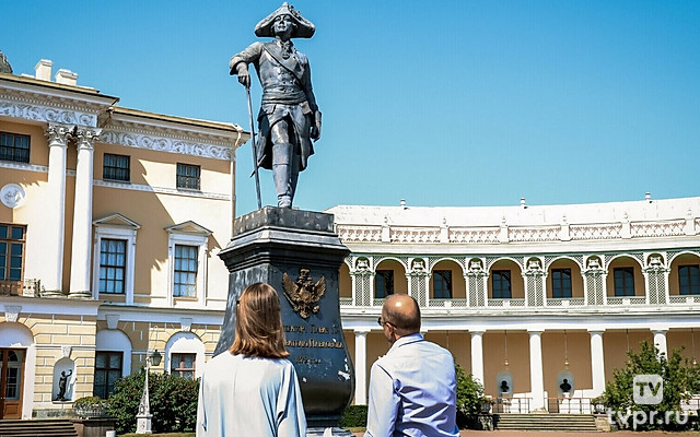 Путешествие к сердцу дворцов