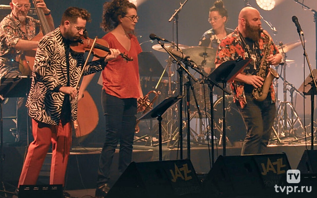Боян Залфикарпис, Луи Винсберг, Эрель Бессон, Анна Пачео на фестивале «Джаз под яблонями»