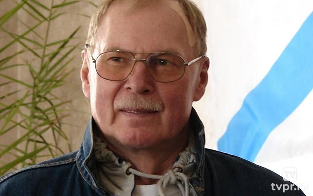 Владимир Гостюхин. Она его за муки полюбила