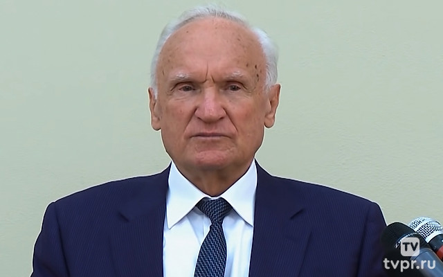 Профессор А.И.Осипов