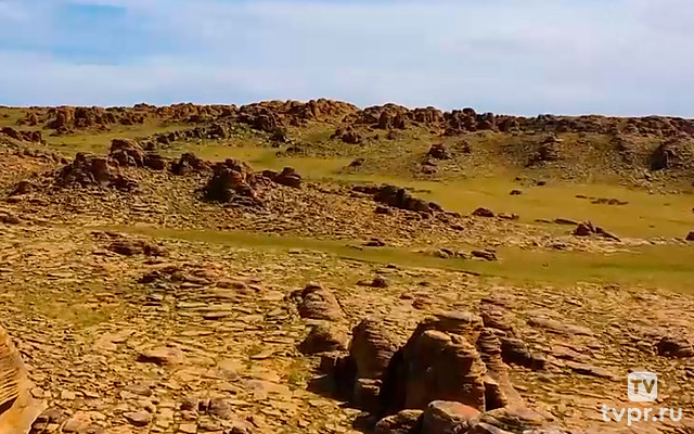 Скалы в степи Монголия