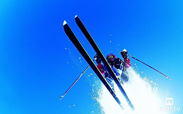 Лыжный спорт. Двоеборье. Международный турнир. Прыжки с трамплина. Трансляция из Нижнего Тагила