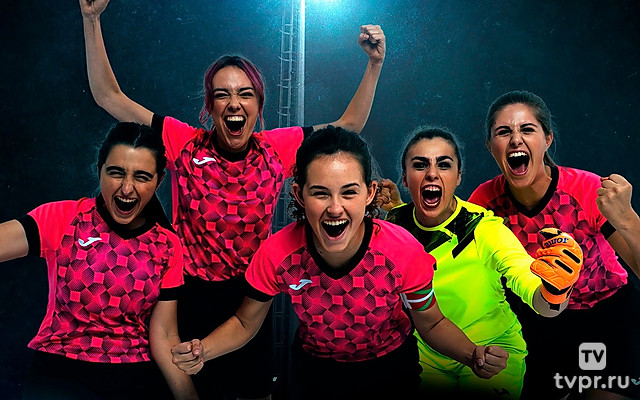 Играй как девчонка