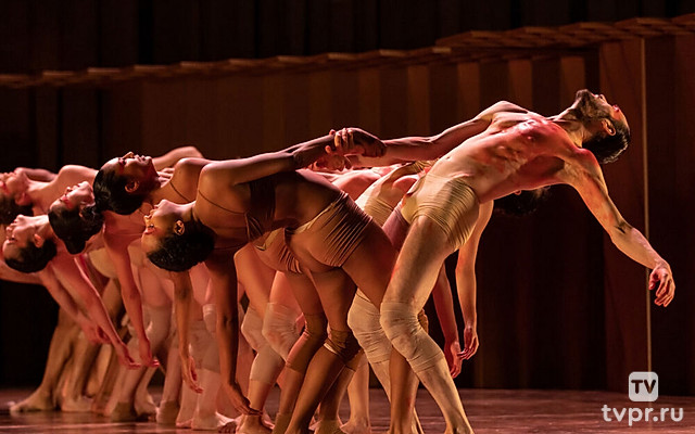 «Укиё-э» Сиди Ларби Шеркауи в Большом театре Женевы