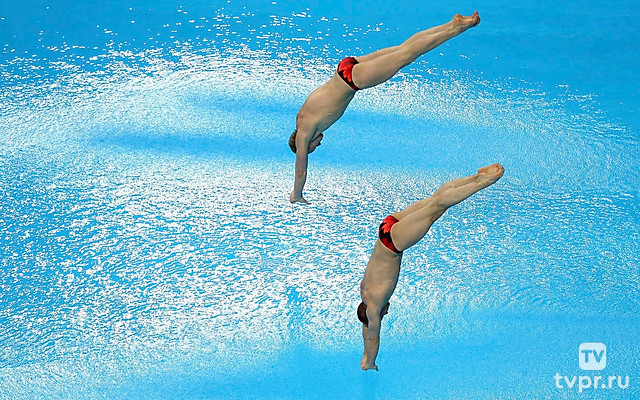 Чемпионат мира по водным видам спорта. Прыжки в воду. Мужчины. Синхронные прыжки. Вышка. Трансляция из Сингапура