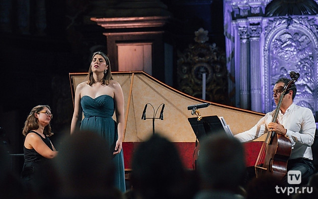 Гвендолин Блондель, Cappella Mediterranea: Песни Неба и Земли