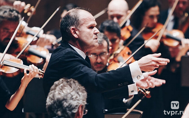 Французский филармонический оркестр Les Siècles и Франсуа Ксавье Рот: концерт в честь 20-летия оркестра