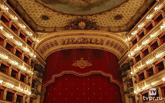 Выйти на сцену и умереть…