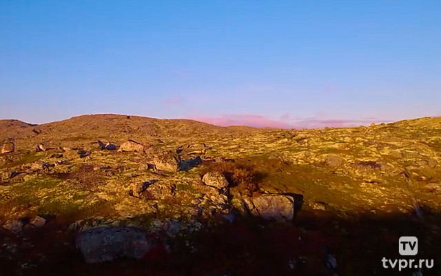 Хребет Мустатунтури