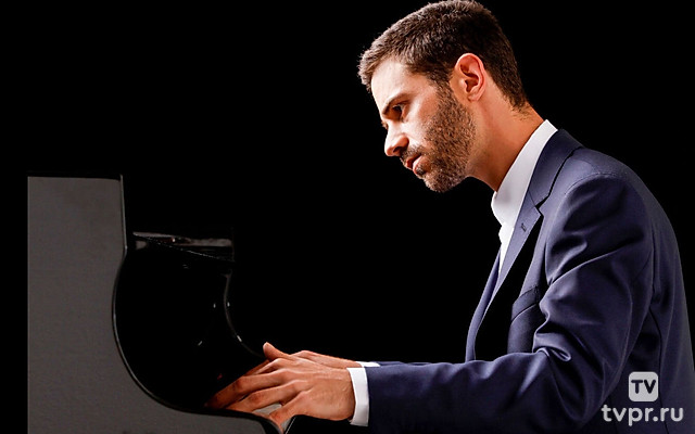 Национальный оркестр Капитолия Тулузы, Максим Емельянычев и Адам Лалум: Шуман