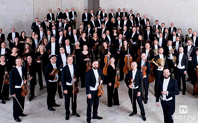 Венский Филармонический оркестр, Лоренцо Виотти: Стравинский, Чайковский