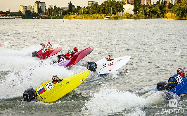 Водно-моторный спорт. Формула-1. Гран-при Индонезии. Спринт. Гонка 1