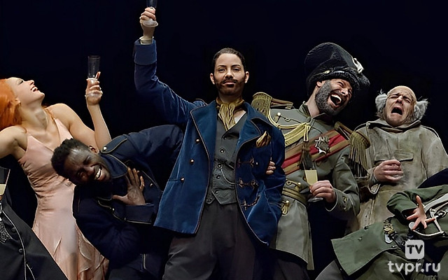 Кристал Пайт. «Ревизор»