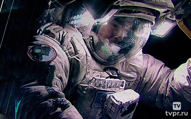 Год на орбите