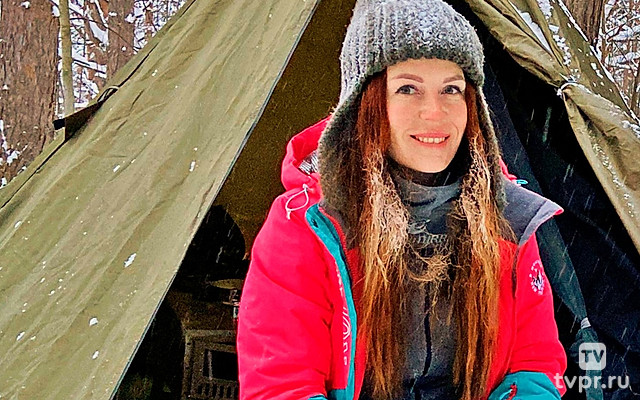 Одна зимой в палатке - Дорожный бродяга