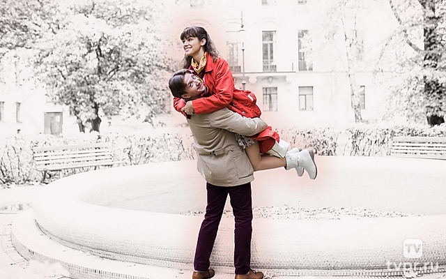 Портрет женщины в красном