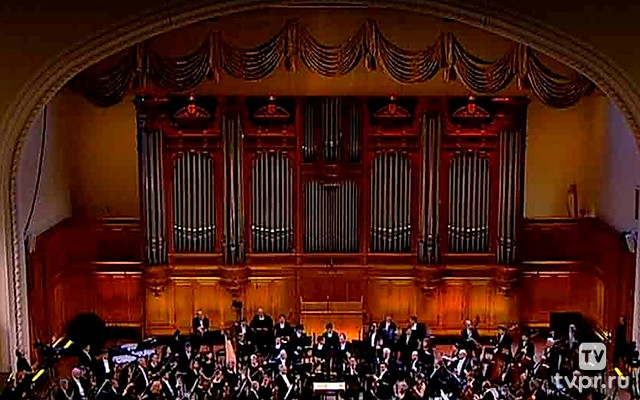 Концерт в Большом зале Московской консерватории, 2021 год. Дирижер Шарль Дютуа